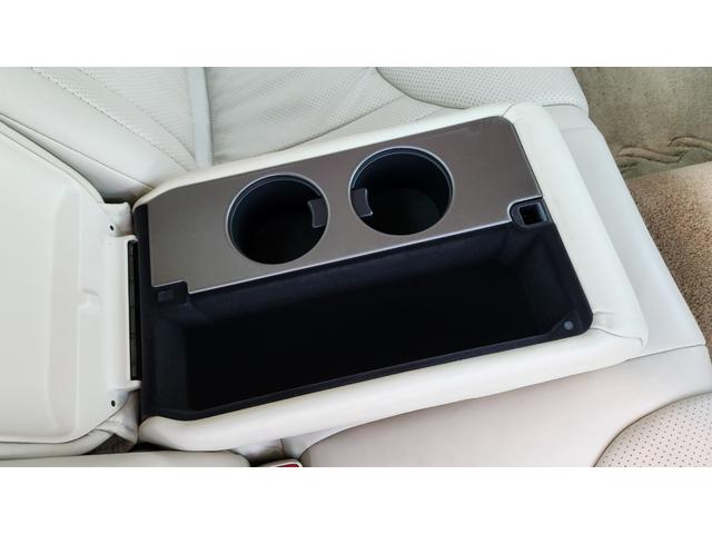 セルシオ Ｃ仕様　内外装５星鑑定書付　ワンオーナー車　希少エクリュ内装　本革エアシート　スマートキー　点検記録簿各車検時１１枚　純正ホイール　純正ナビ　社外ＴＶ＆ＥＴＣ　ＣＤチェンジャー　クルコン　当時物フルノーマル車（78枚目）