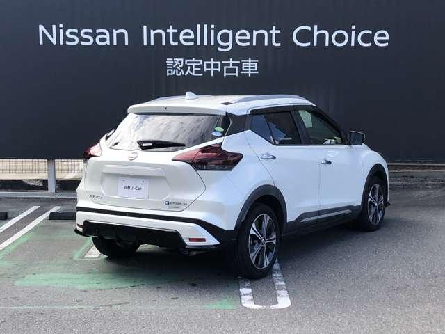 キックス Ｘ　ツートーンインテリアエディション　９型大画面ナビ　ＥＴＣ２．０　前後ドラレコ　アラウンドビュー　プロパイロット　衝突被害軽減ブレーキ　踏み間違い防止アシスト　ＳＵＶもエンジンで発電して、モーターの力で走る新時代。（5枚目）
