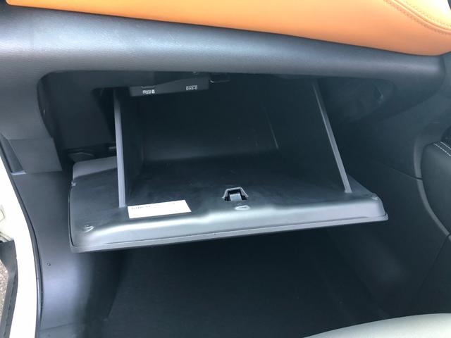 キックス Ｘ　ツートーンインテリアエディション　９型大画面ナビ　ＥＴＣ２．０　前後ドラレコ　アラウンドビュー　プロパイロット　衝突被害軽減ブレーキ　踏み間違い防止アシスト　ＳＵＶもエンジンで発電して、モーターの力で走る新時代。（33枚目）