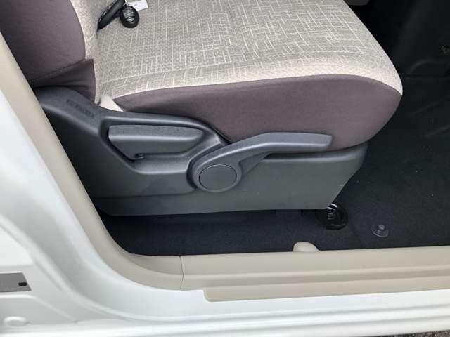 デイズ X アラウンドビュー 9型ディスプレイオーディオ ETC 衝突被害軽減ブレーキ・踏み間違い衝突防止アシスト・車線逸脱警報・前後障害物検知ソナー標準装備 ひろびろ視界に小回りもばっちり。(18枚目)