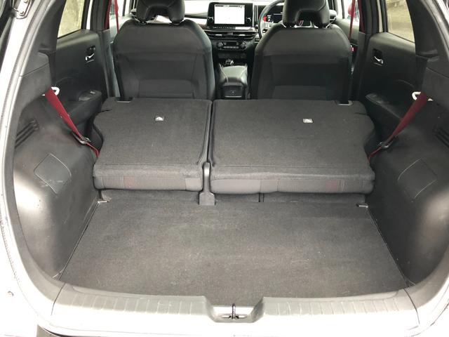 オーラ ニスモ コネクトナビ アラウンドビュー プロパイロット 寒冷地仕様 純正ドラレコ 専用内外装をまとった特別な1台、オーラnismo。電気の走りの俊敏さと、日産先進の安全装備を両方備えたスポーツプレミアム。(51枚目)