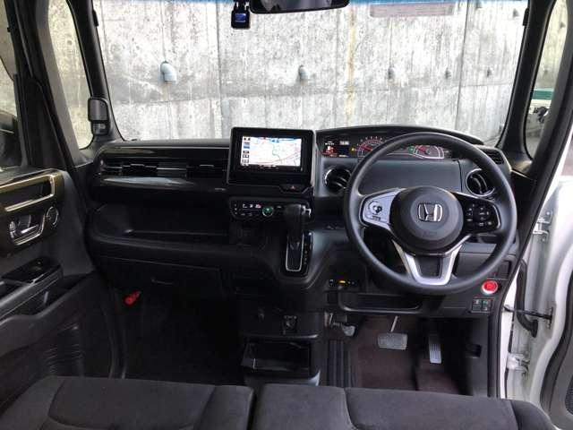 N-BOXカスタム G・Lホンダセンシング パナソニックナビ バックカメラ ETC 衝突軽減ブレーキ 前後誤発進抑制機能 歩行者事故低減ステアリング 路外逸脱抑制機能 追従クルコン 車線維持支援 先行車発進お知らせ(8枚目)