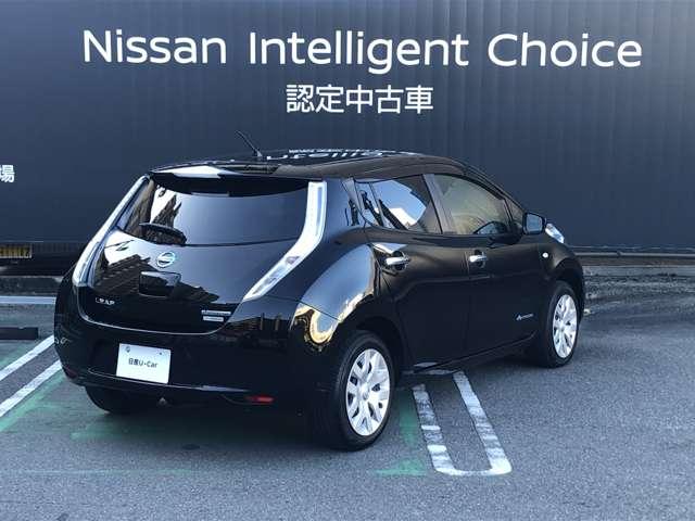 リーフ 24kWh S 12セグ 7型ナビ 7.5m充電ケーブル(5枚目)