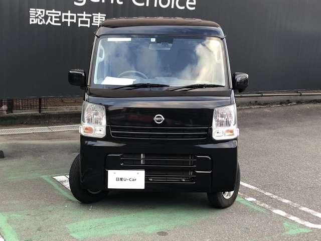 ＮＶ１００クリッパーバン ＤＸ　ＧＬエマージェンシーブレーキパッケージ　ハイルーフ　５ＡＧＳ車　前方踏み間違い防止　市販アルミホイール　ＧＬパッケージで前席パワーウインドウ、電動ドアミラーも装備。リヤはベンチシートで荷物もたっぷり。緊急ブレーキ・踏み間違い防止で安全面も◎（6枚目）