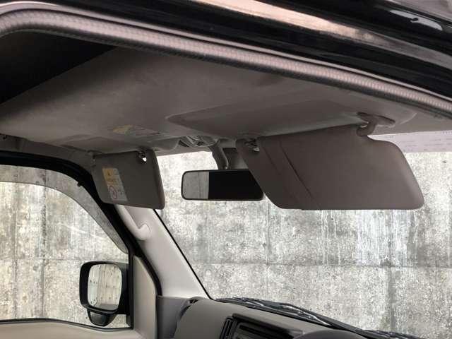 ＮＶ１００クリッパーバン ＤＸ　ＧＬエマージェンシーブレーキパッケージ　ハイルーフ　５ＡＧＳ車　前方踏み間違い防止　市販アルミホイール　ＧＬパッケージで前席パワーウインドウ、電動ドアミラーも装備。リヤはベンチシートで荷物もたっぷり。緊急ブレーキ・踏み間違い防止で安全面も◎（20枚目）