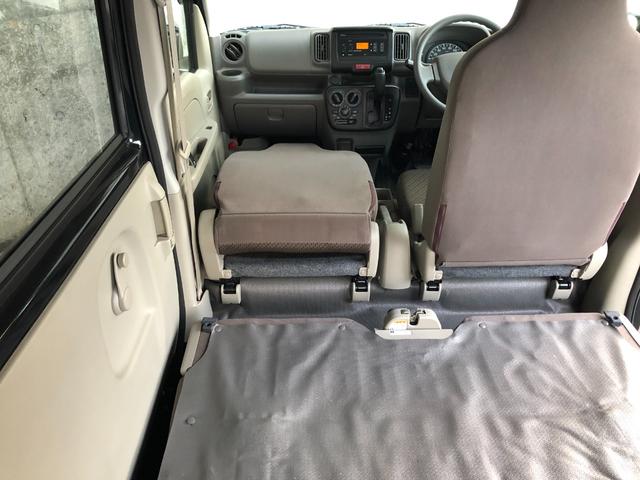 ＮＶ１００クリッパーバン ＤＸ　ＧＬエマージェンシーブレーキパッケージ　ハイルーフ　５ＡＧＳ車　前方踏み間違い防止　市販アルミホイール　ＧＬパッケージで前席パワーウインドウ、電動ドアミラーも装備。リヤはベンチシートで荷物もたっぷり。緊急ブレーキ・踏み間違い防止で安全面も◎（38枚目）