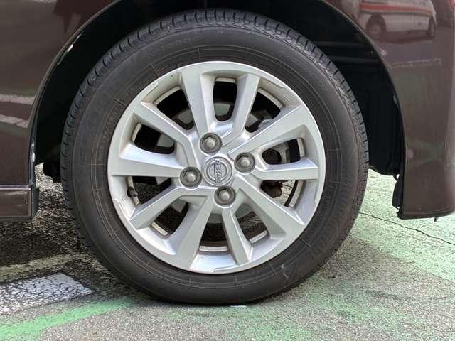 デイズルークス ハイウェイスター　Ｘ　Ｖセレクション＋セーフティＩＩ　助手席側オートスライドドアー　キセノンヘッドライト　ドライブレコーダー　ＥＴＣ　純正メモリーナビ　アラウンドビューモニター　エマージェンシーブレーキ・踏み間違い防止　インテリジェントキー（6枚目）