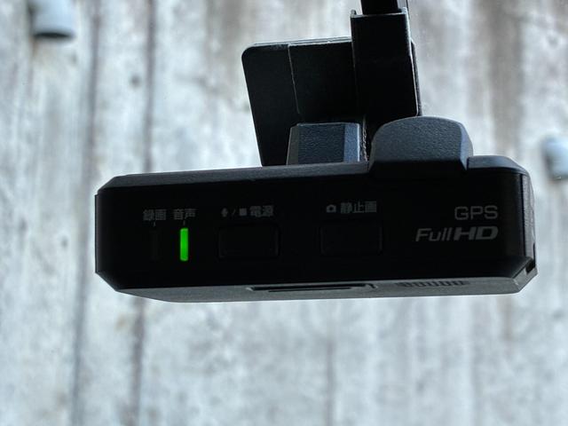 デイズルークス ハイウェイスター　Ｘ　Ｖセレクション＋セーフティＩＩ　助手席側オートスライドドアー　キセノンヘッドライト　ドライブレコーダー　ＥＴＣ　純正メモリーナビ　アラウンドビューモニター　エマージェンシーブレーキ・踏み間違い防止　インテリジェントキー（22枚目）