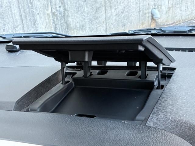 デイズルークス ハイウェイスター　Ｘ　Ｖセレクション＋セーフティＩＩ　助手席側オートスライドドアー　キセノンヘッドライト　ドライブレコーダー　ＥＴＣ　純正メモリーナビ　アラウンドビューモニター　エマージェンシーブレーキ・踏み間違い防止　インテリジェントキー（44枚目）