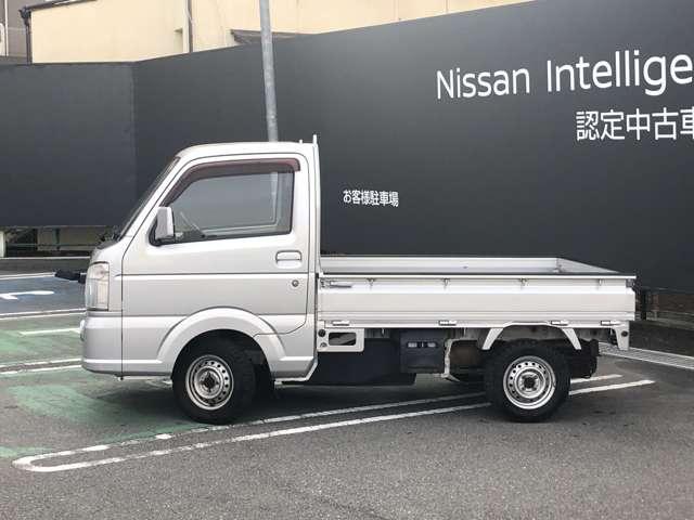 ＮＴ１００クリッパートラック ＧＸ　パワステ　パワーウインドウ　フォグ　２輪駆動⇔４輪駆動はスイッチひとつで切り替え、４輪駆動ＨＩ／ＬＯＷ切り替え、デフロック・ブレーキＬＳＤで、悪路走破もまかせてください。（8枚目）