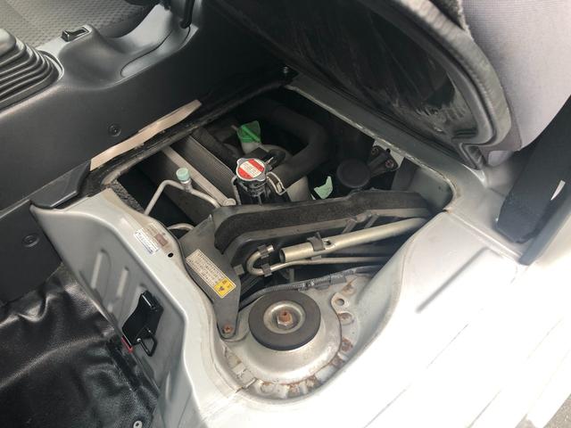 ＮＴ１００クリッパートラック ＧＸ　パワステ　パワーウインドウ　フォグ　２輪駆動⇔４輪駆動はスイッチひとつで切り替え、４輪駆動ＨＩ／ＬＯＷ切り替え、デフロック・ブレーキＬＳＤで、悪路走破もまかせてください。（46枚目）