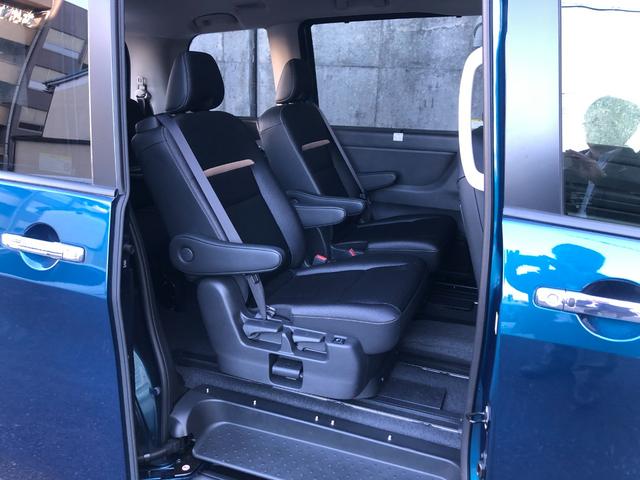 セレナ e-4ORCE ハイウェイスターV コネクトナビ 寒冷地 AC100V アラウンドビュー ドラレコ プロパイロットパーキング e-POWER&e-4ORCEによる、電気の力で4WDの常識をくつがえす「走る・曲がる・止まる」性能を発揮(38枚目)