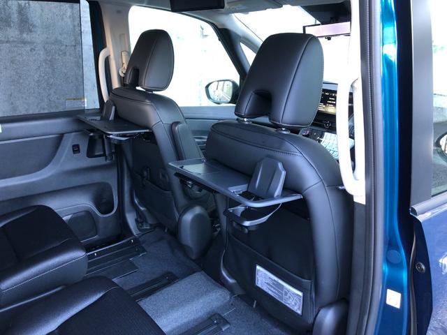 セレナ e-4ORCE ハイウェイスターV コネクトナビ 寒冷地 AC100V アラウンドビュー ドラレコ プロパイロットパーキング e-POWER&e-4ORCEによる、電気の力で4WDの常識をくつがえす「走る・曲がる・止まる」性能を発揮(40枚目)