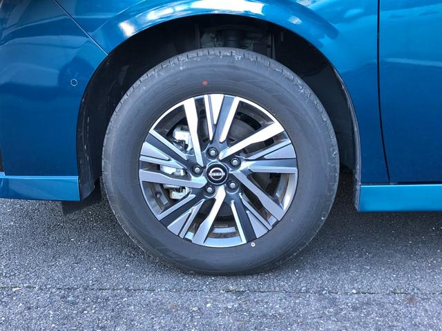 セレナ e-4ORCE ハイウェイスターV コネクトナビ 寒冷地 AC100V アラウンドビュー ドラレコ プロパイロットパーキング e-POWER&e-4ORCEによる、電気の力で4WDの常識をくつがえす「走る・曲がる・止まる」性能を発揮(62枚目)