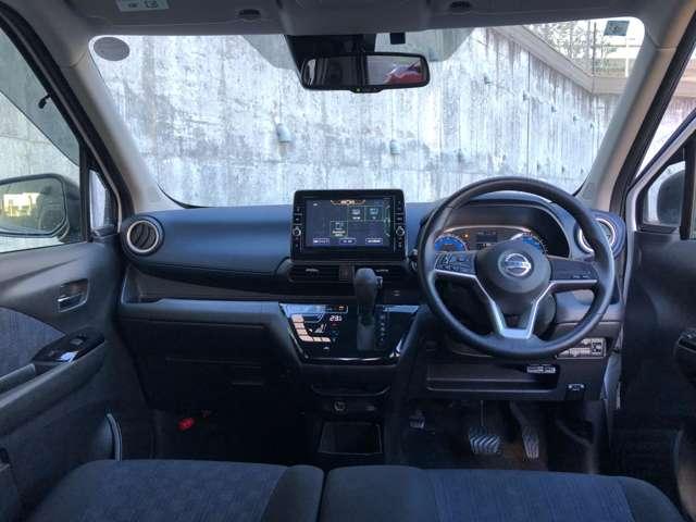 デイズ ６６０　ハイウェイスターＸ　アラウンドビュー　９型純正ナビ　ＥＴＣ（8枚目）