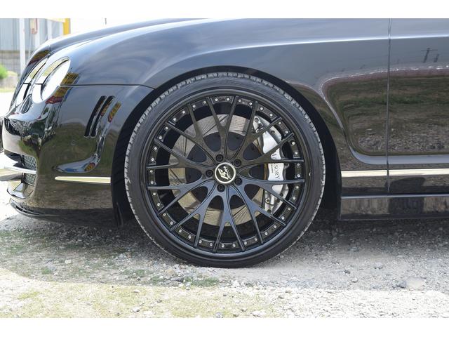 コンチネンタル フライングスパー　ＭＡＮＳＯＲＹ　ＦＳ６３　６３０馬力　ＭＡＮＳＯＲＹフルエアロ　２２インチアルミホイール　ツインターボエンジン６３０馬力　ＨＤＤ　ＥＴＣ　黒革シート　ＭＡＮＳＯＲＹチューニング車両　コーナーセンサー（66枚目）