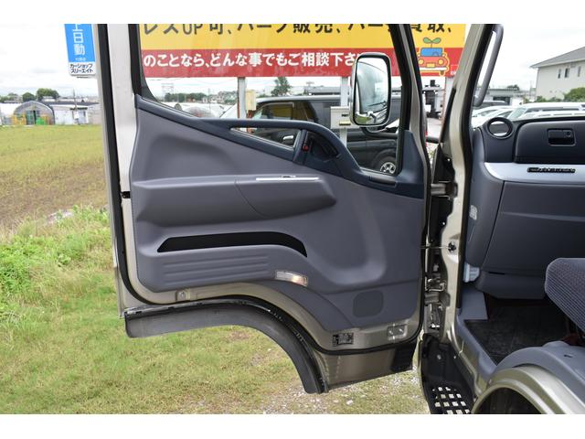 ワイドキャブロング全低床カスタム 積載車 社外ナビ ETC 内寸570・226 積載量3100キロ 3人乗車 ウインチ ラジコン メッキバンパー ナビ フルセグ 走行中OK DVD ドライブレコーダー シートカバー AT車(22枚目)