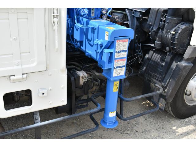 ベースグレード 4段ユニック ラジコン タダノ メッキパーツ 荷台鉄板加工 メッキバンパー メッキコーナーパネル シートカバー 5速MT車 電格ミラー フックイン 荷台内寸 520・212 タダノ製ユニック(43枚目)