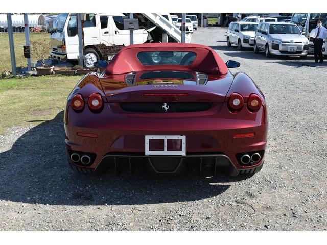 Ｆ４３０スパイダー Ｆ１　特注カラー　ルビーノミカリッツァート　左ハンドル　デイトナスタイルシート　カーボンインテリア　純正１９ＡＷ　レッドキャリパー　リアディフューザー　キセノンライト　コーンズ点検整備２０２３．１２実施（69枚目）