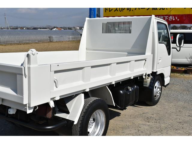 強化ダンプ 2トン高床ダンプ 5速MT車 メッキバンパー メッキコーナーパネル スムーサー 積載2000キロ 乗車3人 シートカバー(57枚目)