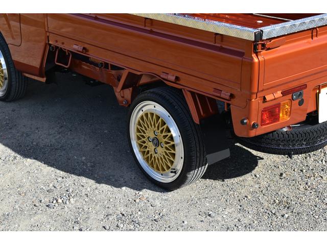 ジャンボ ジャンボSAIIIt 4WD AT車 エアコン パワステ パワーウインドウ キーレス LEDヘッドライト フォグ カラーパック 16AW 荷台アルミ縞鋼板加工 ドラレコ ETC シートカバー SDナビ(77枚目)