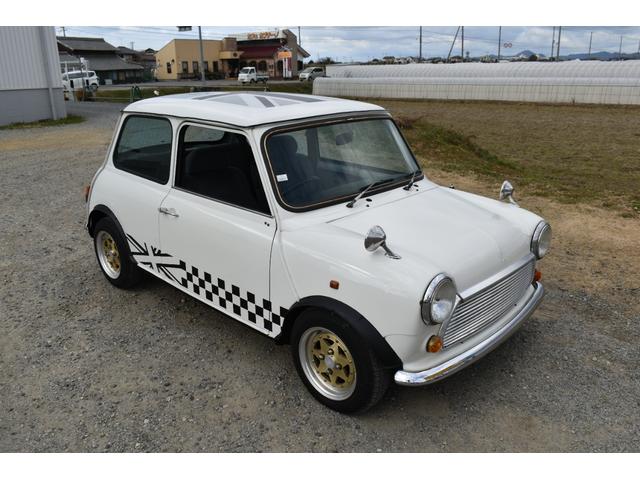 ＭＩＮＩ 　ディーラー車　社外１２インチアルミホイール　オーバーフェンダー　ローダウン　４速ミッション車　エアコン　メッキバンパー　モケットシート　フェンダーミラー　右ハンドル　実走行距離車　１３００ＣＣ（67枚目）