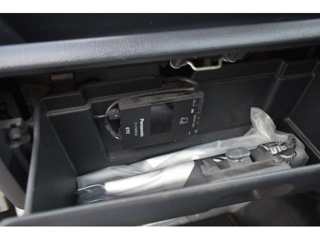 KCエアコン・パワステ エアコン パワーステアリング ETC オートマ車両 乗車定員2人 荷台ゴムマット 荷台アルミ縞鋼板加工取付 手動ウインドウ 2WD 社外オーディオ(21枚目)