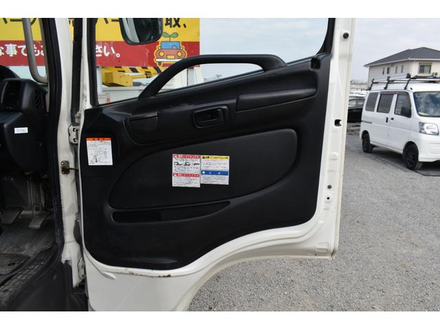 4トンユニック タダノ4段 ユニック ラジコン エアコン パワステ Bカメラ ETC 6速ミッション車 アルミ縞鋼板加工 ステンレス加工 ロープフック荷台内6カ所 乗車定員3人 荷台寸法540 211(26枚目)