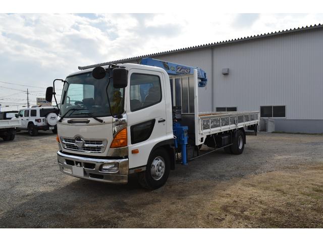 4トンユニック タダノ4段 ユニック ラジコン エアコン パワステ Bカメラ ETC 6速ミッション車 アルミ縞鋼板加工 ステンレス加工 ロープフック荷台内6カ所 乗車定員3人 荷台寸法540 211(41枚目)