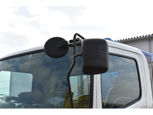 4トンユニック タダノ4段 ユニック ラジコン エアコン パワステ Bカメラ ETC 6速ミッション車 アルミ縞鋼板加工 ステンレス加工 ロープフック荷台内6カ所 乗車定員3人 荷台寸法540 211(45枚目)