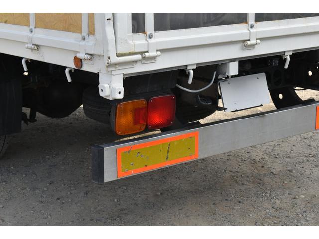 4トンユニック タダノ4段 ユニック ラジコン エアコン パワステ Bカメラ ETC 6速ミッション車 アルミ縞鋼板加工 ステンレス加工 ロープフック荷台内6カ所 乗車定員3人 荷台寸法540 211(55枚目)