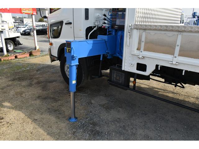 4トンユニック タダノ4段 ユニック ラジコン エアコン パワステ Bカメラ ETC 6速ミッション車 アルミ縞鋼板加工 ステンレス加工 ロープフック荷台内6カ所 乗車定員3人 荷台寸法540 211(64枚目)