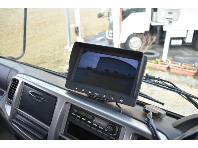 4トンユニック タダノ4段 ユニック ラジコン エアコン パワステ Bカメラ ETC 6速ミッション車 アルミ縞鋼板加工 ステンレス加工 ロープフック荷台内6カ所 乗車定員3人 荷台寸法540 211(78枚目)