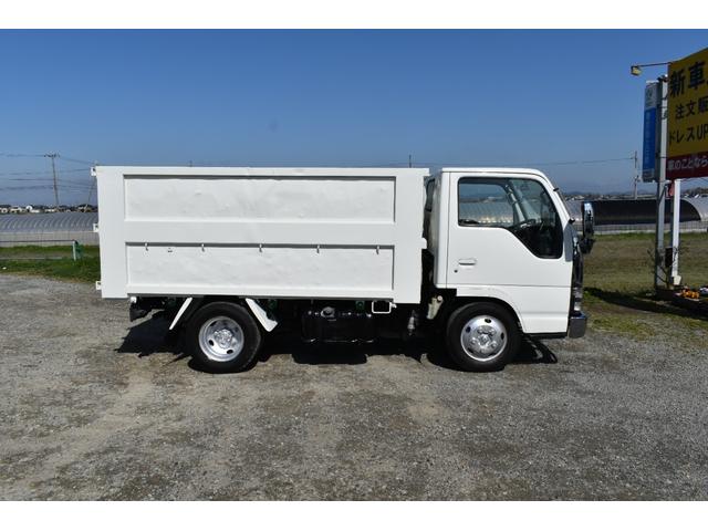 強化ダンプ 3トン深ダンプ 観音開き仕様 3ペダル 5速ミッション車 ディーゼル車 土砂禁ダンプ エアーバック 新品メッキバンパー メッキミラーカバー メッキコーナーパネル メッキグリル ロープフック左右5カ所(31枚目)