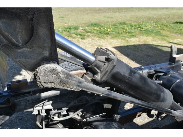 強化ダンプ 3トン深ダンプ 観音開き仕様 3ペダル 5速ミッション車 ディーゼル車 土砂禁ダンプ エアーバック 新品メッキバンパー メッキミラーカバー メッキコーナーパネル メッキグリル ロープフック左右5カ所(58枚目)
