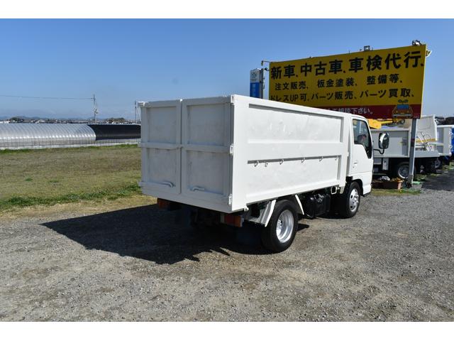 強化ダンプ 3トン深ダンプ 観音開き仕様 3ペダル 5速ミッション車 ディーゼル車 土砂禁ダンプ エアーバック 新品メッキバンパー メッキミラーカバー メッキコーナーパネル メッキグリル ロープフック左右5カ所(71枚目)