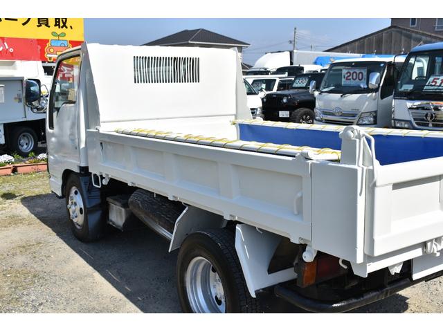 強化ダンプ　高床ダンプ　積載量２０００キロ　５速ミッション車　３ペダル　乗車定員３人　新品メッキバンパー　新品メッキグリル　メッキミラーカバー　メッキコーナーパネル　コボレーン　幕新品取付　荷台極東開発製　ＡＢＳ(63枚目)