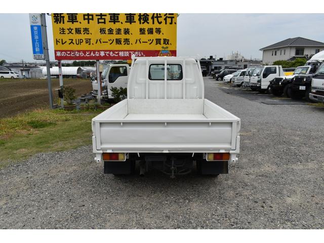 ボンゴトラック ＤＸ　ＥＴＣ　買取車両　荷台鉄板加工　集中ドアロック　乗車定員３人　積載量８５０キロ　パワステアリング　ガソリン車両　５速ミッション　３ペダル　白色再塗装　バンパー白塗装　荷台内寸　２４６　１５９　エアコン（34枚目）