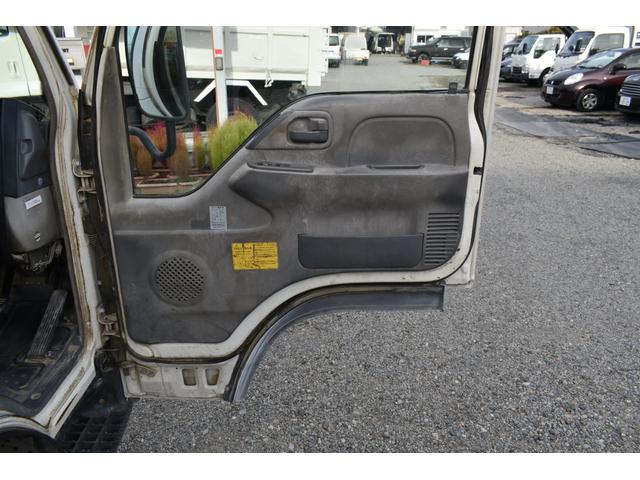 エルフトラック 　３トン深ダンプ　観音開きドア　パワステアリング　パワーウィンドウ　ＡＢＳ　ＥＴＣ　シート運転席張替え済み　白色再塗装済み　土砂禁車両　乗車定員３人　型式ＢＤＧ－ＮＫＲ８５ＡＮ　積載量３０００キロ　６速（18枚目）