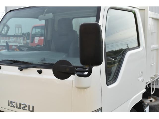 エルフトラック 　３トン深ダンプ　観音開きドア　パワステアリング　パワーウィンドウ　ＡＢＳ　ＥＴＣ　シート運転席張替え済み　白色再塗装済み　土砂禁車両　乗車定員３人　型式ＢＤＧ－ＮＫＲ８５ＡＮ　積載量３０００キロ　６速（21枚目）