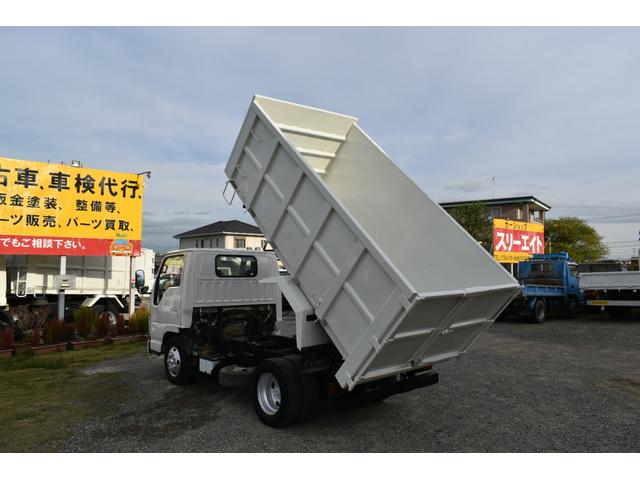 エルフトラック 　３トン深ダンプ　観音開きドア　パワステアリング　パワーウィンドウ　ＡＢＳ　ＥＴＣ　シート運転席張替え済み　白色再塗装済み　土砂禁車両　乗車定員３人　型式ＢＤＧ－ＮＫＲ８５ＡＮ　積載量３０００キロ　６速（29枚目）