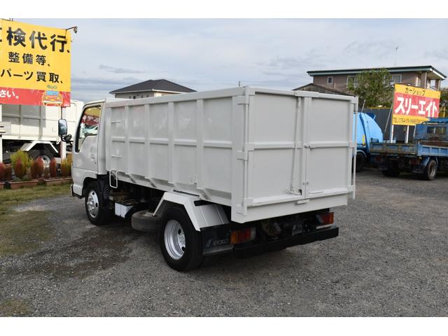 エルフトラック 　３トン深ダンプ　観音開きドア　パワステアリング　パワーウィンドウ　ＡＢＳ　ＥＴＣ　シート運転席張替え済み　白色再塗装済み　土砂禁車両　乗車定員３人　型式ＢＤＧ－ＮＫＲ８５ＡＮ　積載量３０００キロ　６速（33枚目）
