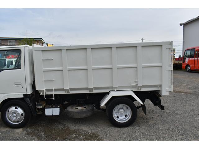 エルフトラック 　３トン深ダンプ　観音開きドア　パワステアリング　パワーウィンドウ　ＡＢＳ　ＥＴＣ　シート運転席張替え済み　白色再塗装済み　土砂禁車両　乗車定員３人　型式ＢＤＧ－ＮＫＲ８５ＡＮ　積載量３０００キロ　６速（40枚目）