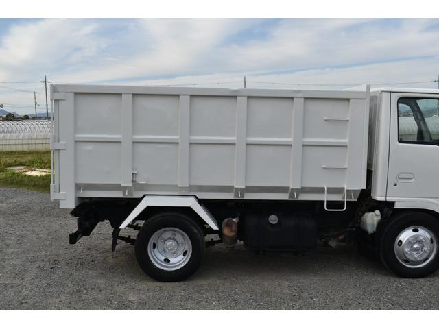 エルフトラック 　３トン深ダンプ　観音開きドア　パワステアリング　パワーウィンドウ　ＡＢＳ　ＥＴＣ　シート運転席張替え済み　白色再塗装済み　土砂禁車両　乗車定員３人　型式ＢＤＧ－ＮＫＲ８５ＡＮ　積載量３０００キロ　６速（49枚目）