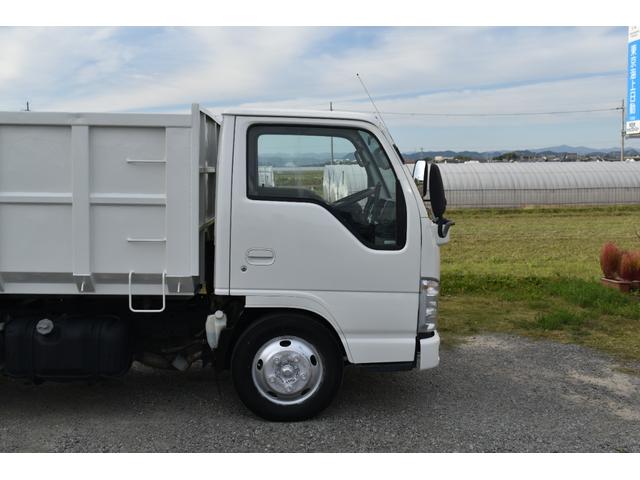 エルフトラック 　３トン深ダンプ　観音開きドア　パワステアリング　パワーウィンドウ　ＡＢＳ　ＥＴＣ　シート運転席張替え済み　白色再塗装済み　土砂禁車両　乗車定員３人　型式ＢＤＧ－ＮＫＲ８５ＡＮ　積載量３０００キロ　６速（64枚目）