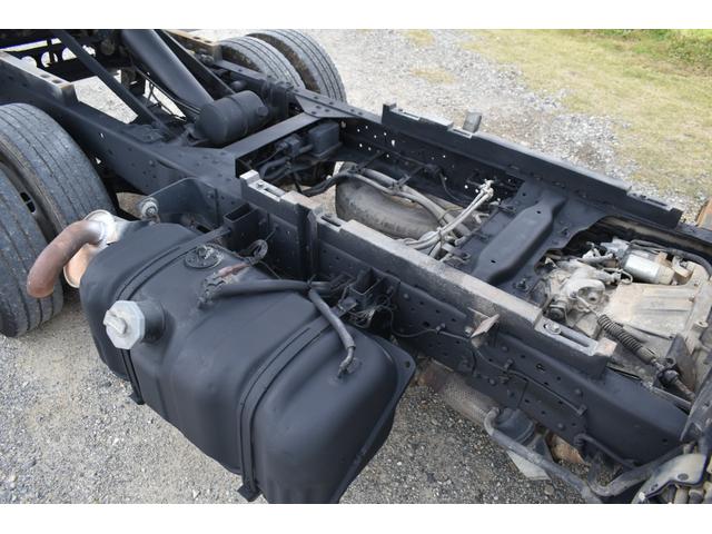 エルフトラック 　３トン深ダンプ　観音開きドア　パワステアリング　パワーウィンドウ　ＡＢＳ　ＥＴＣ　シート運転席張替え済み　白色再塗装済み　土砂禁車両　乗車定員３人　型式ＢＤＧ－ＮＫＲ８５ＡＮ　積載量３０００キロ　６速（73枚目）