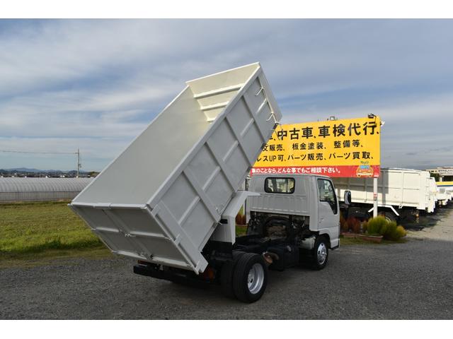 エルフトラック 　３トン深ダンプ　観音開きドア　パワステアリング　パワーウィンドウ　ＡＢＳ　ＥＴＣ　シート運転席張替え済み　白色再塗装済み　土砂禁車両　乗車定員３人　型式ＢＤＧ－ＮＫＲ８５ＡＮ　積載量３０００キロ　６速（79枚目）