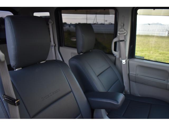 エブリイワゴン ＰＺターボ　車高調　ＥＴＣ　左パワースライドドア　シートカバー　ローダウン　社外１４ＡＷ　社外ナビ　フルセグテレビ　バックカメラ　ＬＥＤテール　社外ナビ　ドライブレコーダー　エンジンスターター　ＡＢＳ　社外マフラ（6枚目）