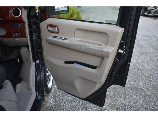 エブリイワゴン ＰＺターボ　車高調　ＥＴＣ　左パワースライドドア　シートカバー　ローダウン　社外１４ＡＷ　社外ナビ　フルセグテレビ　バックカメラ　ＬＥＤテール　社外ナビ　ドライブレコーダー　エンジンスターター　ＡＢＳ　社外マフラ（17枚目）