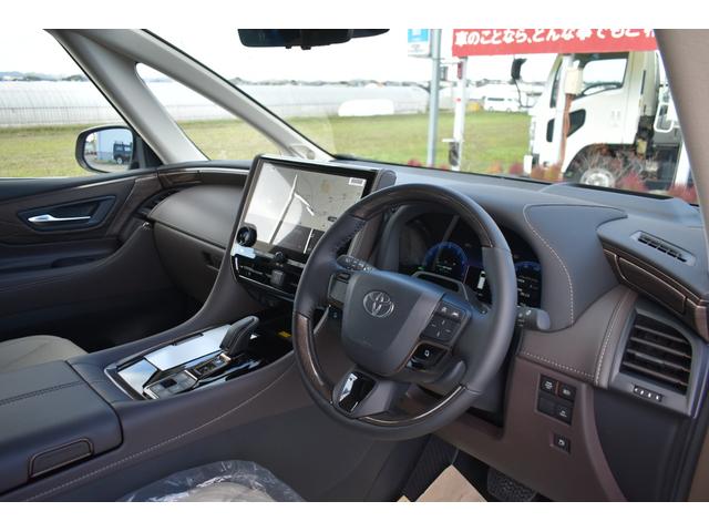 アルファードハイブリッド スペーシャスラウンジ　ＨＥＶスペーシャスラウンジ　ユニバーサルステップ　寒冷地仕様　４ＷＤ　後席モニター　モデリスタエアロ　冷蔵庫　　ヘッドレストスピーカー　カーテン　ＪＢＬ　改良後車両　　置くだけ充電　純正フロアーマット（5枚目）